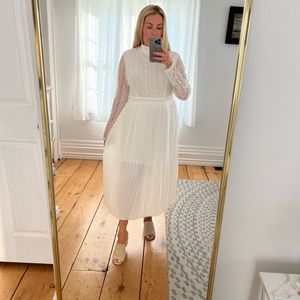 NWT Pretty Little Thing Midi Dress White Size L/12 lace top and knife pleated
